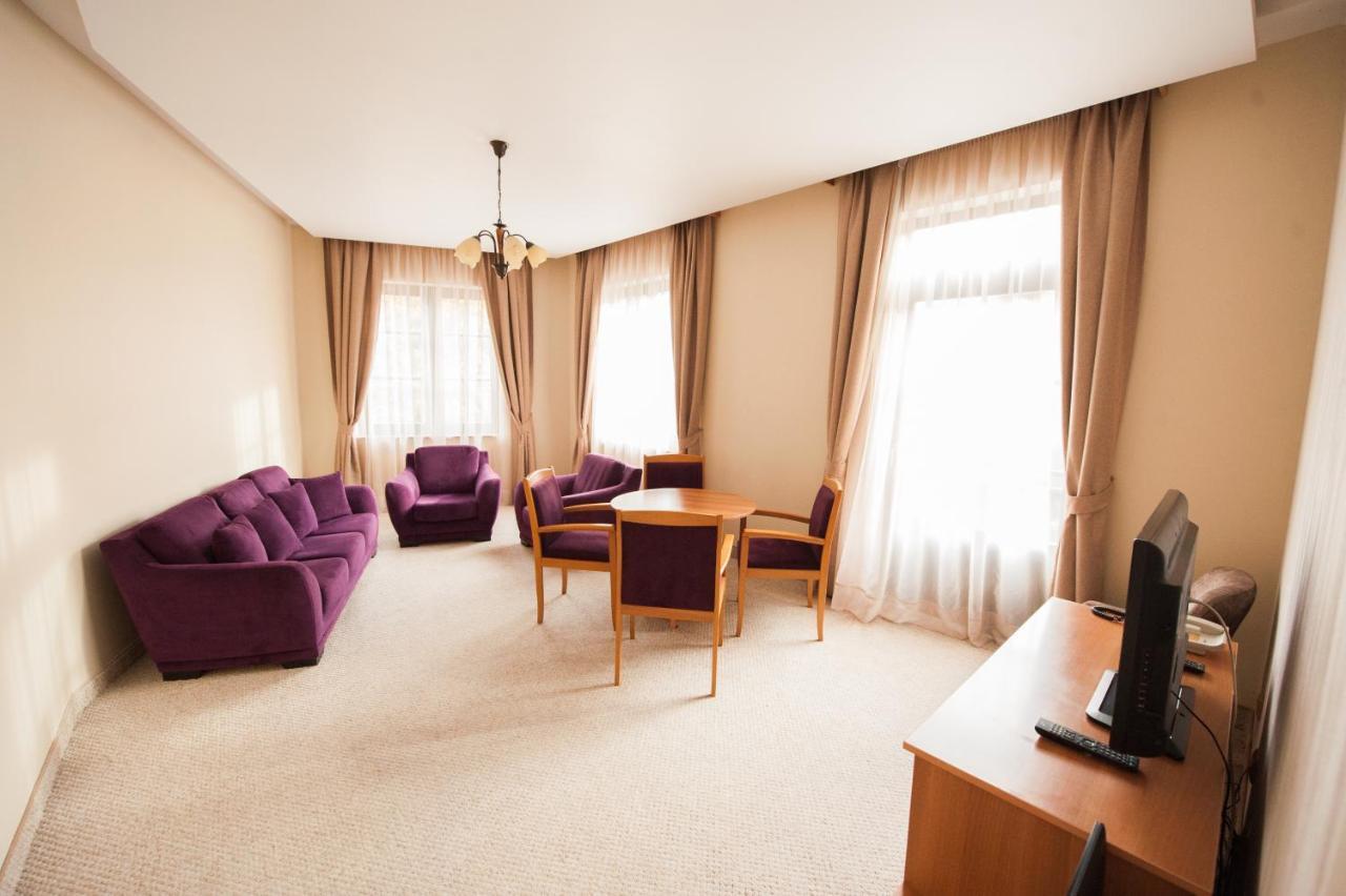 Hotel Central Svilengrad ภายนอก รูปภาพ